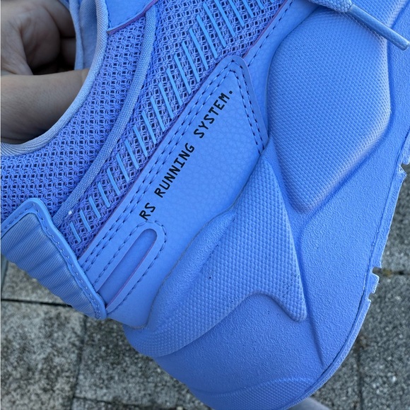 NWOT PUMA women’s sneakers blue size 10 rs running system - Picture 2 of 7